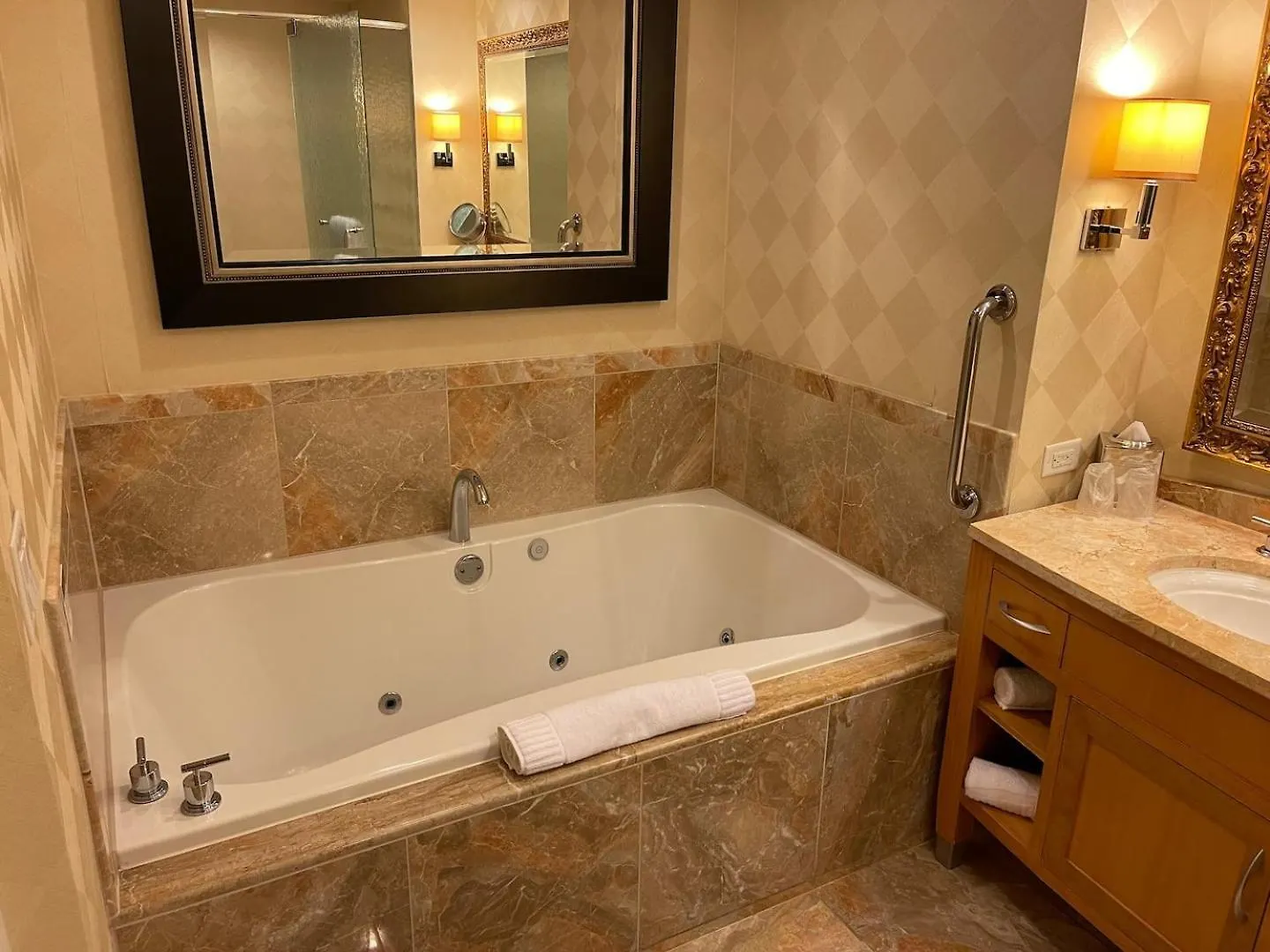 Five Star Trump Hotel No Resort And Cleaning Fees Las Vegas 0*,  United States