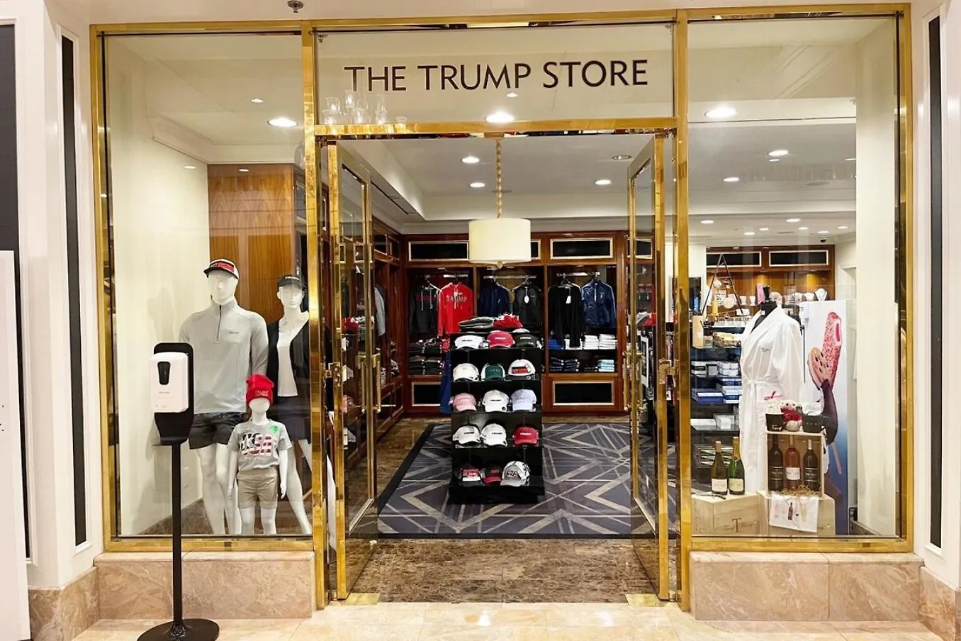 Five Star Trump Hotel No Resort And Cleaning Fees Las Vegas